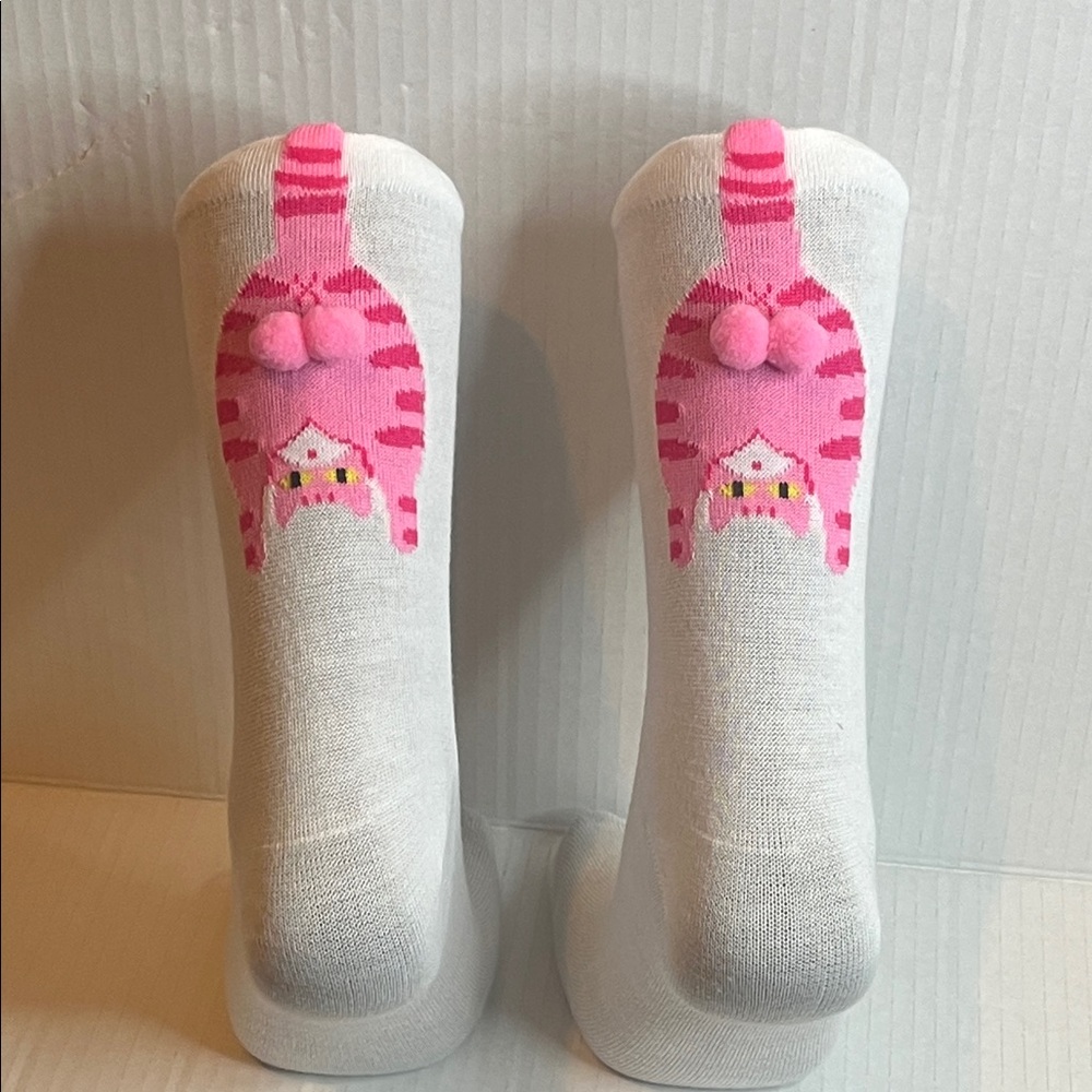 Pink Cat Design Women's Socks (White)